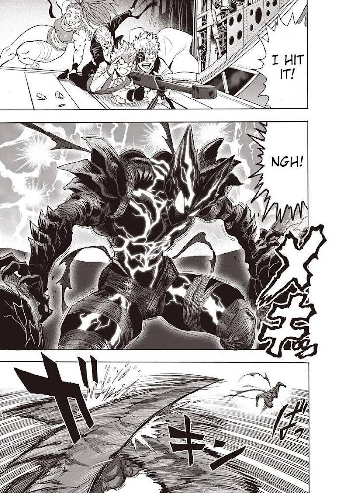 Gearsper and the other heroes rejoice after they hit the monster. Garou powers up and escapes Sage Centipede's grips.