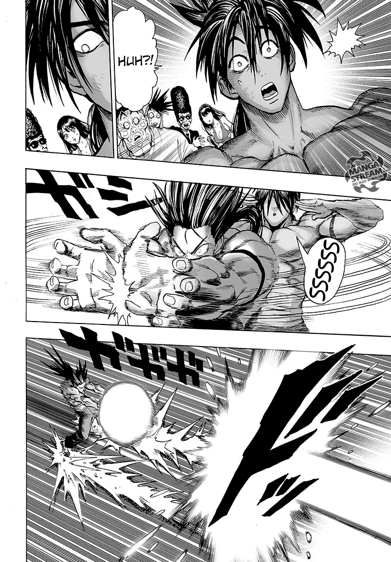 Suiryu blocks the energy blast using his two palms to save the sexy lady and the participants behind him.